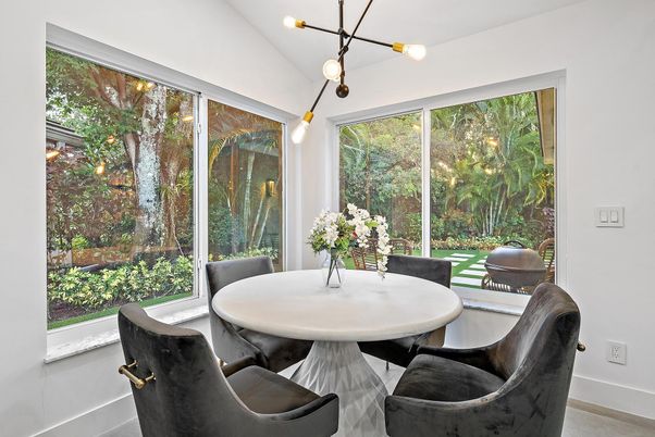 Dining room, Interior, Pendant Lights