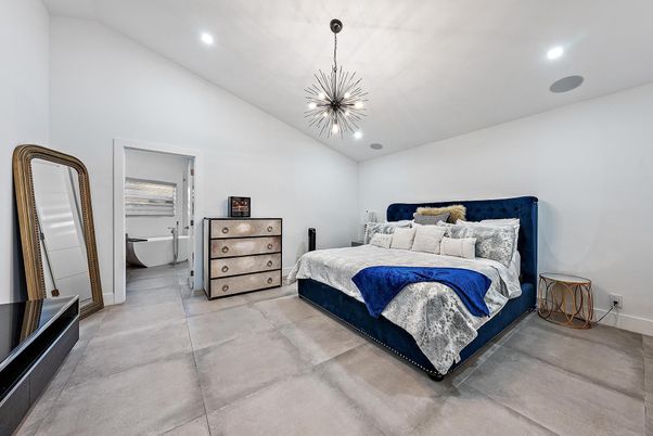 Bathroom, Bedroom, Interior, Pendant Lights, Recessed Lighting