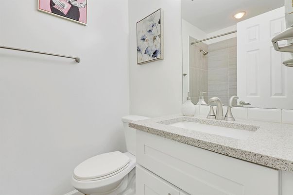 Bathroom, Interior, Recessed Lighting