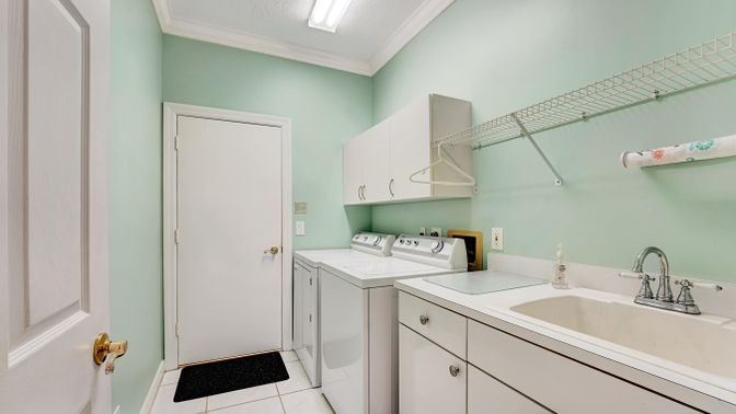 Interior, Washer