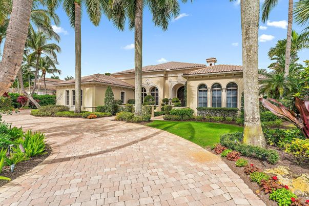 Backyard, Exterior, Facade, Mediterranean