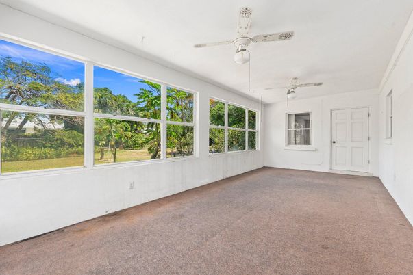 Empty room, Interior, Sun Room