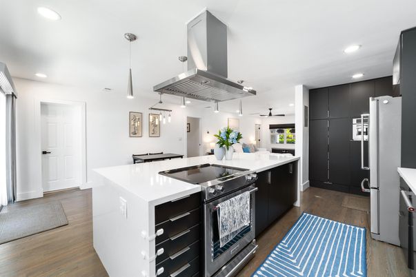Interior, Kitchen, Pendant Lights, Recessed Lighting, Wood Texture Flooring