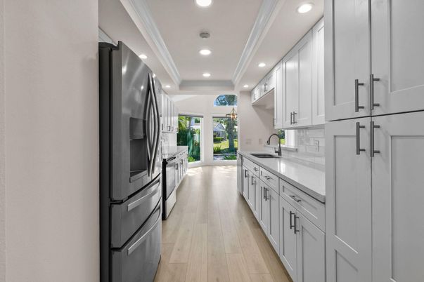 Interior, Kitchen, Recessed Lighting, Wood Texture Flooring