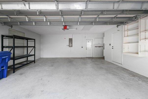 Garage, Interior