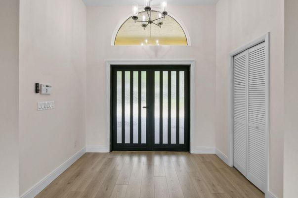 Interior, Pendant Lights, Wood Texture Flooring