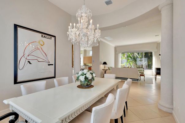 Chandelier, Dining room, Interior
