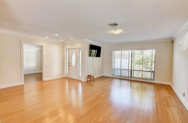Empty room, Interior, Recessed Lighting, Wood Texture Flooring