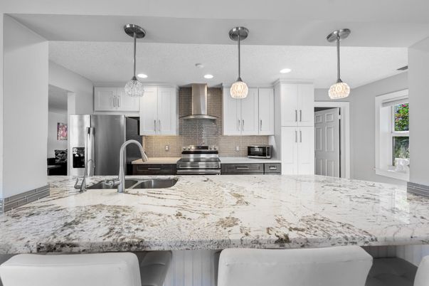 Interior, Kitchen, Pendant Lights, Recessed Lighting, Stainless Steel Appliances