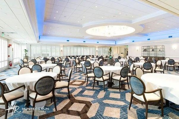 Chandelier, Dining room, Interior, Recessed Lighting