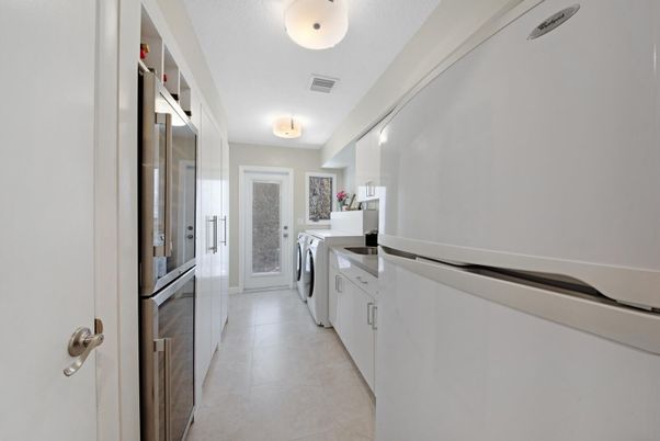 Interior, Kitchen, Washer