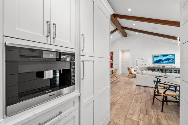 Interior, Kitchen, Living room, Recessed Lighting, Wooden Beams, Wood Texture Flooring