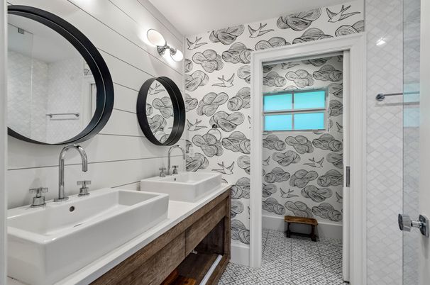 Bathroom, Dual Sink Vanities, Interior