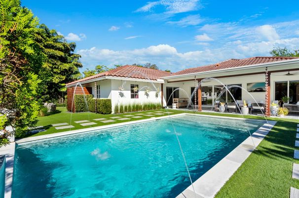Backyard, Exterior, Pool