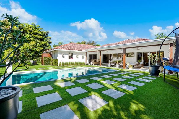 Backyard, Exterior, Pool