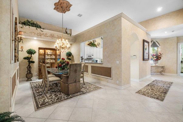 Chandelier, Dining room, Interior, Kitchen, Recessed Lighting