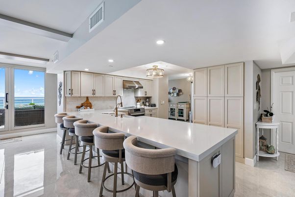 Interior, Kitchen, Recessed Lighting, Water