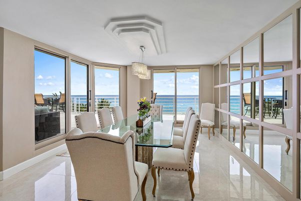 Chandelier, Dining room, Interior, Water