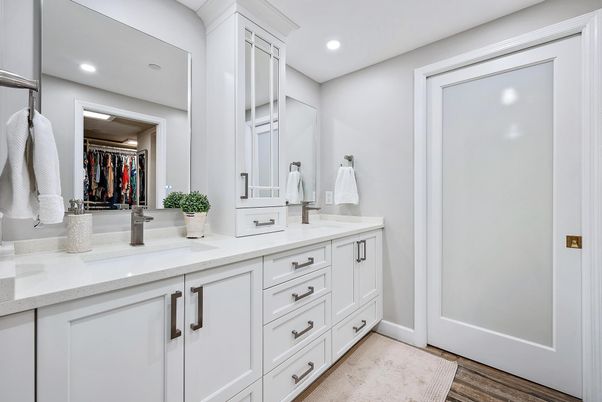 Interior, Recessed Lighting, Walk-in Closets, Wood Texture Flooring