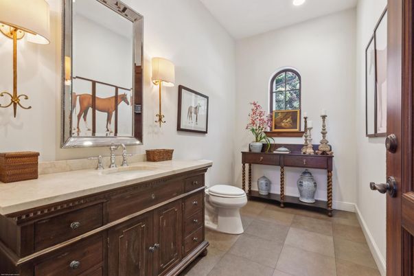 Bathroom, Interior, Recessed Lighting