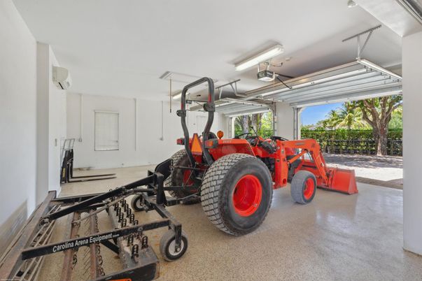 Fitness Equipment, Garage, Interior