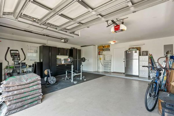 Fitness Equipment, Garage, Interior