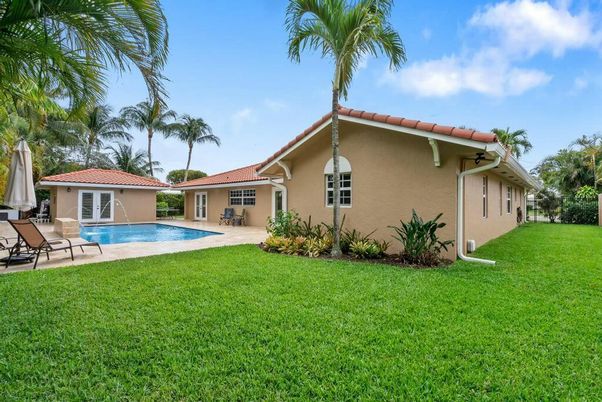 Backyard, Exterior, Pool