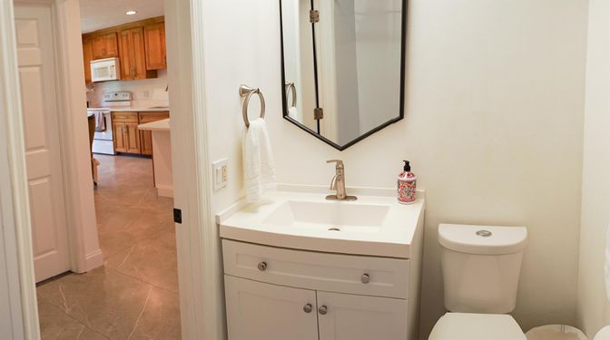 Bathroom, Interior, Recessed Lighting