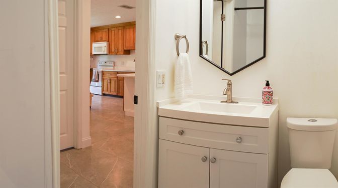 Bathroom, Interior, Recessed Lighting