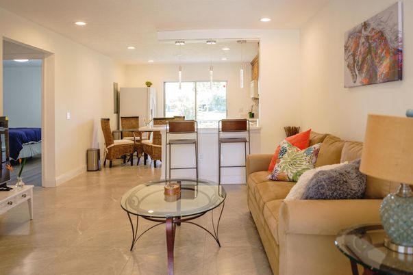 Dining room, Interior, Living room, Pendant Lights, Recessed Lighting