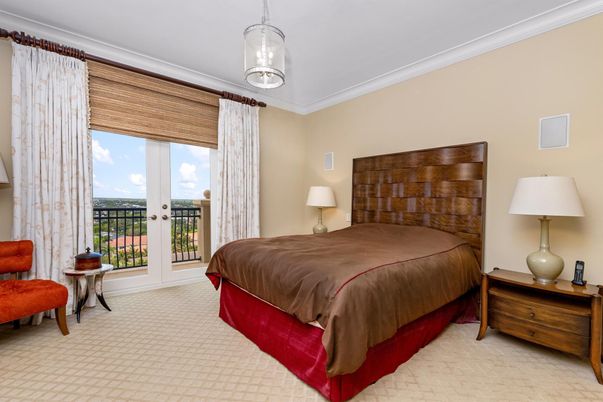 Bedroom, Interior, Pendant Lights