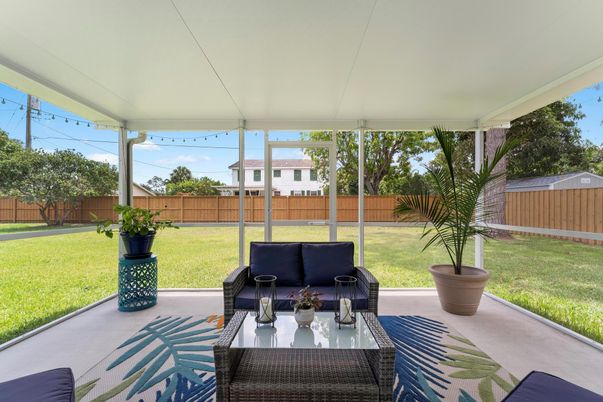Backyard, Exterior