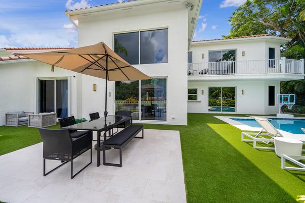 Backyard, Exterior, Pool
