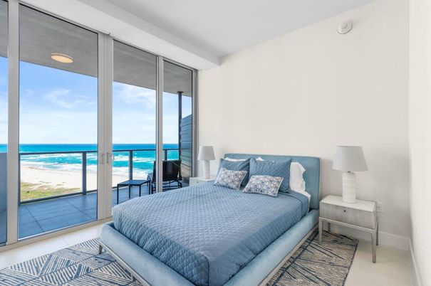 Bedroom, Interior, Water