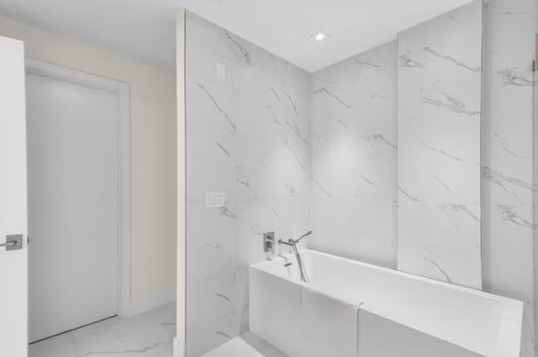Bathroom, Interior, Marble, Marble Walls, Recessed Lighting