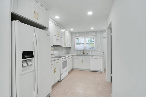 Interior, Kitchen, Recessed Lighting