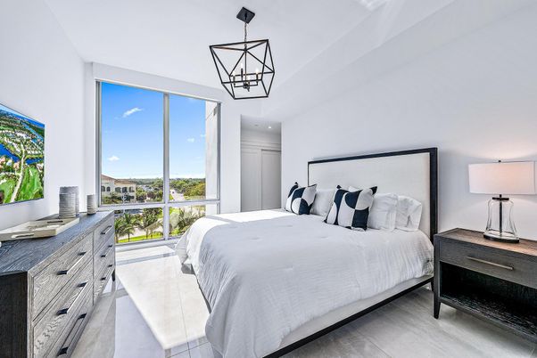 Bedroom, Interior, Pendant Lights