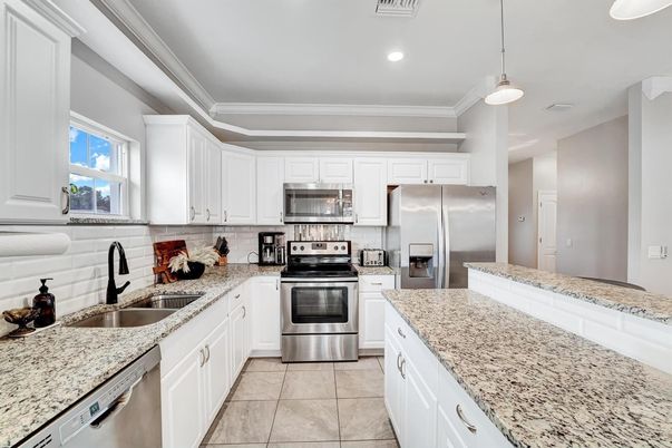 Interior, Kitchen, Pendant Lights, Recessed Lighting, Stainless Steel Appliances