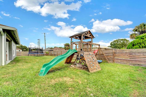 Backyard, Exterior, Playground