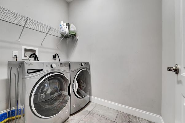 Interior, Washer
