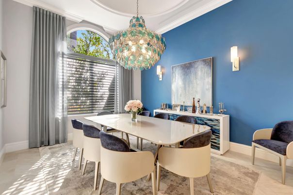 Chandelier, Dining room, Interior