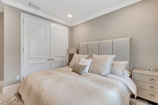 Bedroom, Interior, Recessed Lighting