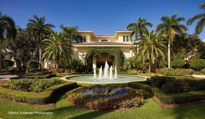 Backyard, Exterior, Facade, Mediterranean