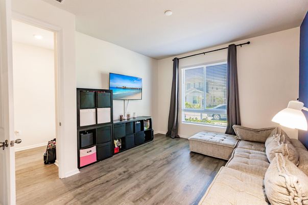 Interior, Recessed Lighting, Wood Texture Flooring