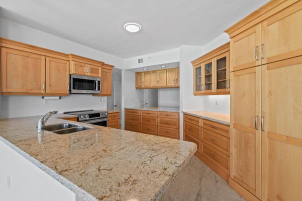 Interior, Kitchen, Recessed Lighting