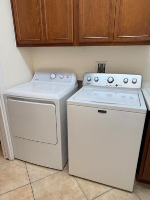 Interior, Washer