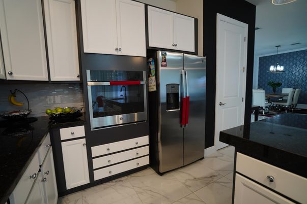 Dining room, Interior, Kitchen, Marble, Pendant Lights, Stainless Steel Appliances