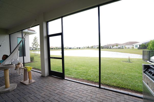 Interior, Sun Room, Water