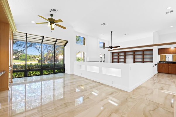 Empty room, Interior, Recessed Lighting