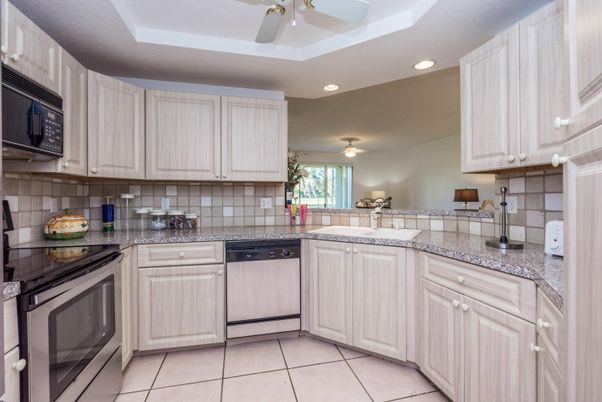 Interior, Kitchen, Recessed Lighting